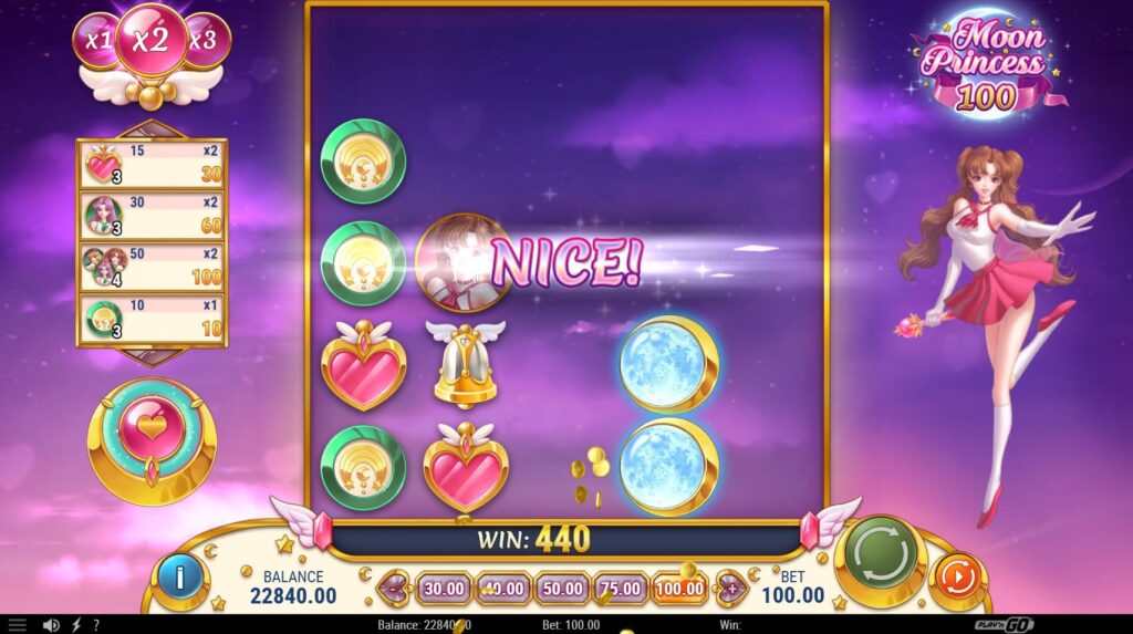 The Princess Trinity feature meter is fully charged in the Moon Princess 100 slot.